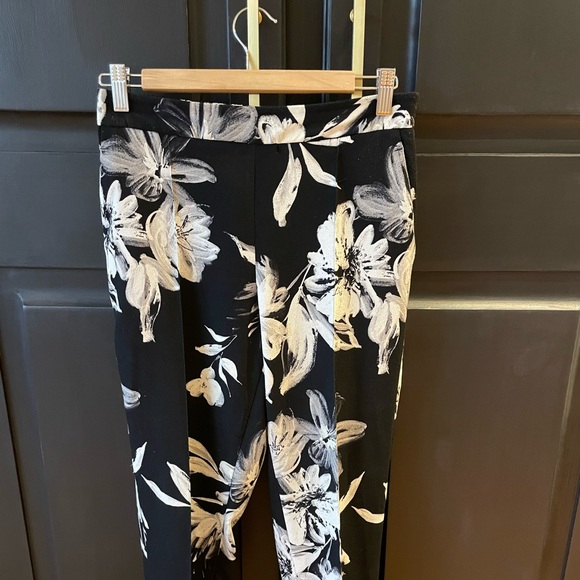 Zara black & white floral trousers - Picture 3 of 5